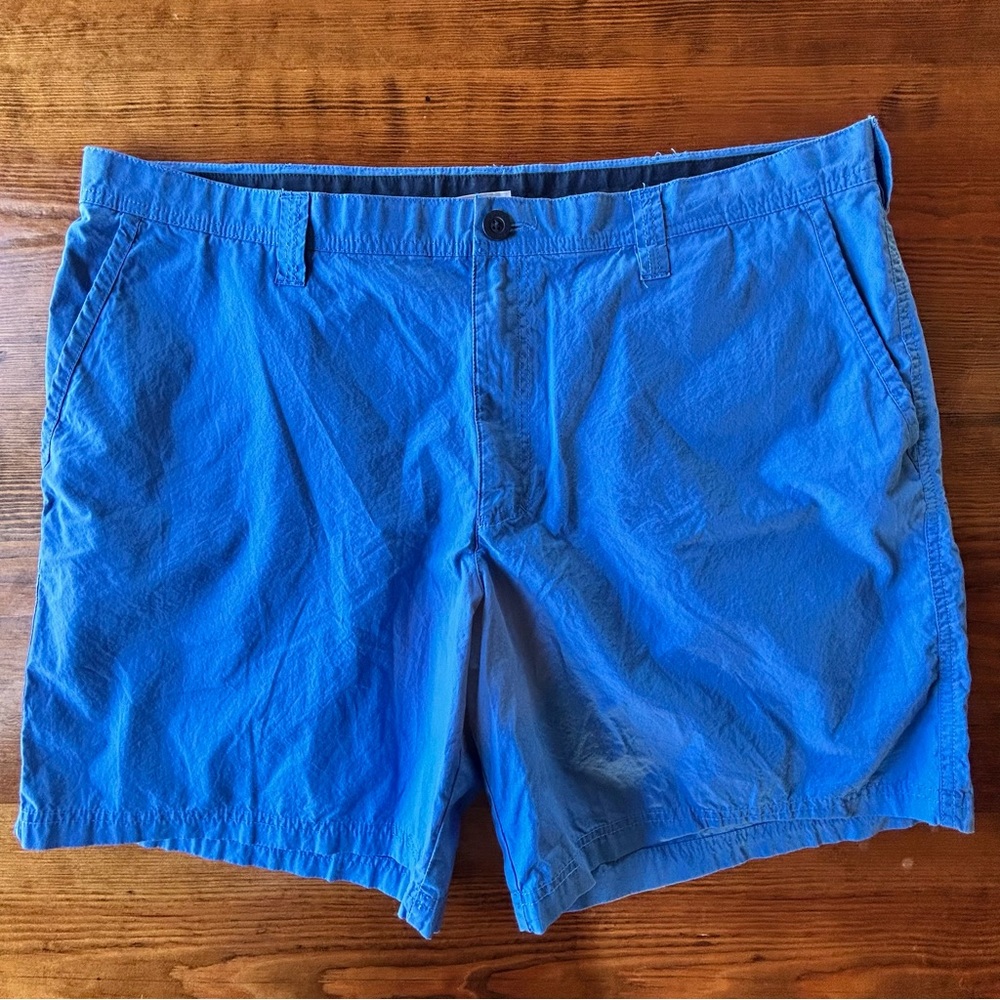 Men’s Columbia Blue Casual Shorts Size 42